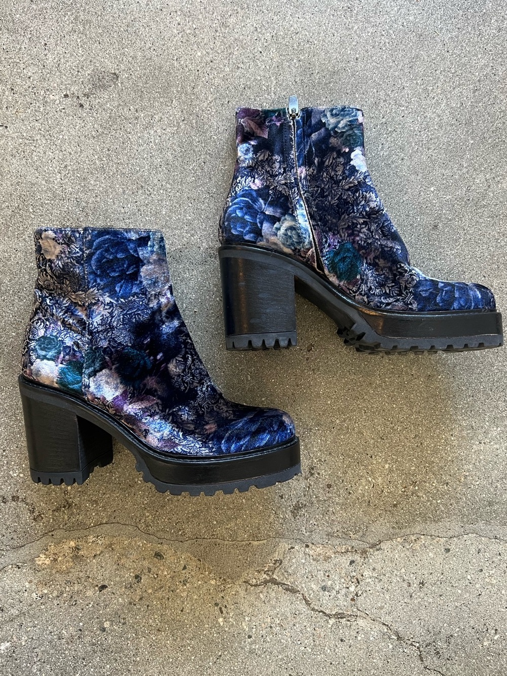 L’idea by Lori Women’s Floral Velvet Chunky Heel Ankle Boots